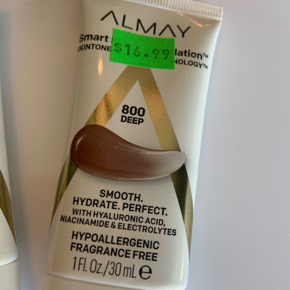 Almay Ageless Smart Shade Foundation Lot of 3 - Picture 4 of 4